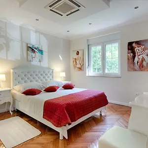 Marella Luxe At The Bacvice & Centre Apartment Split
